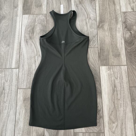 Alo Yoga Seamless Ribbed Green Dress Size Small Petite Racerback Pullover - Picture 8 of 9